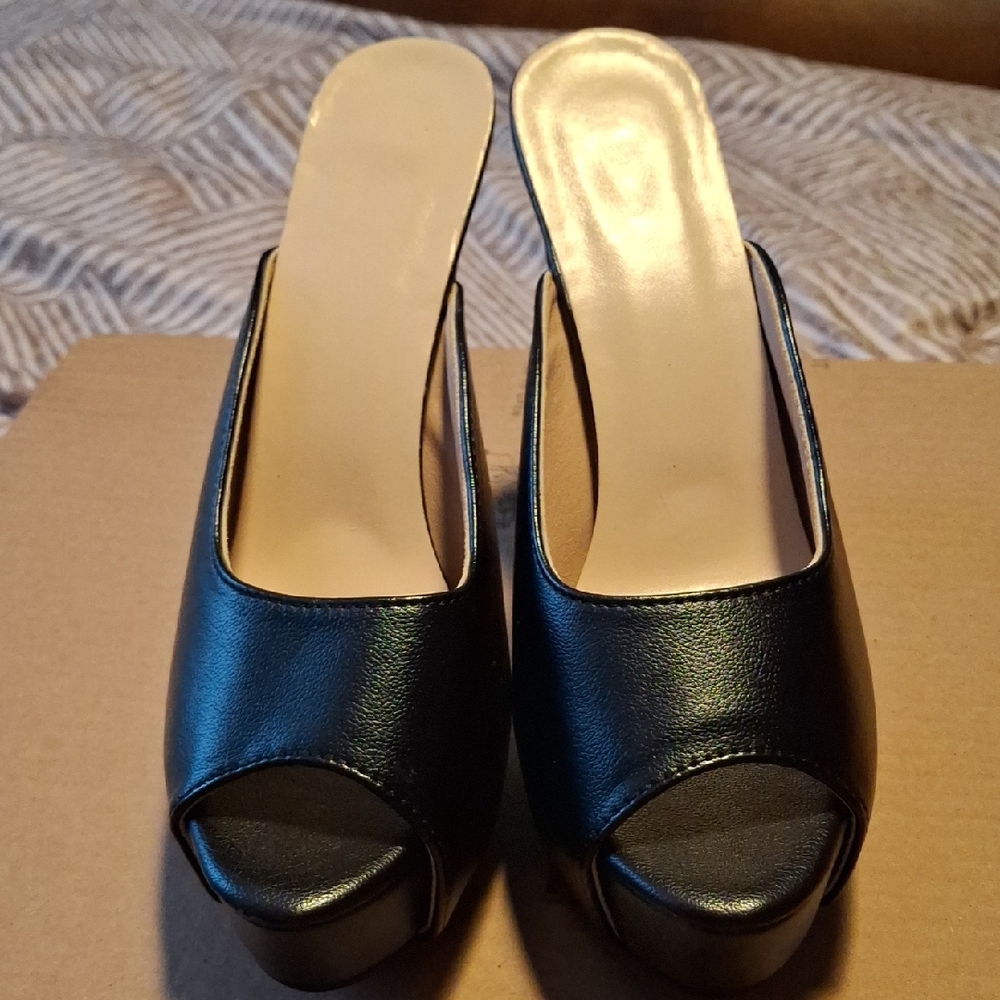 Elegant Black Women's Peep-Toe Heels